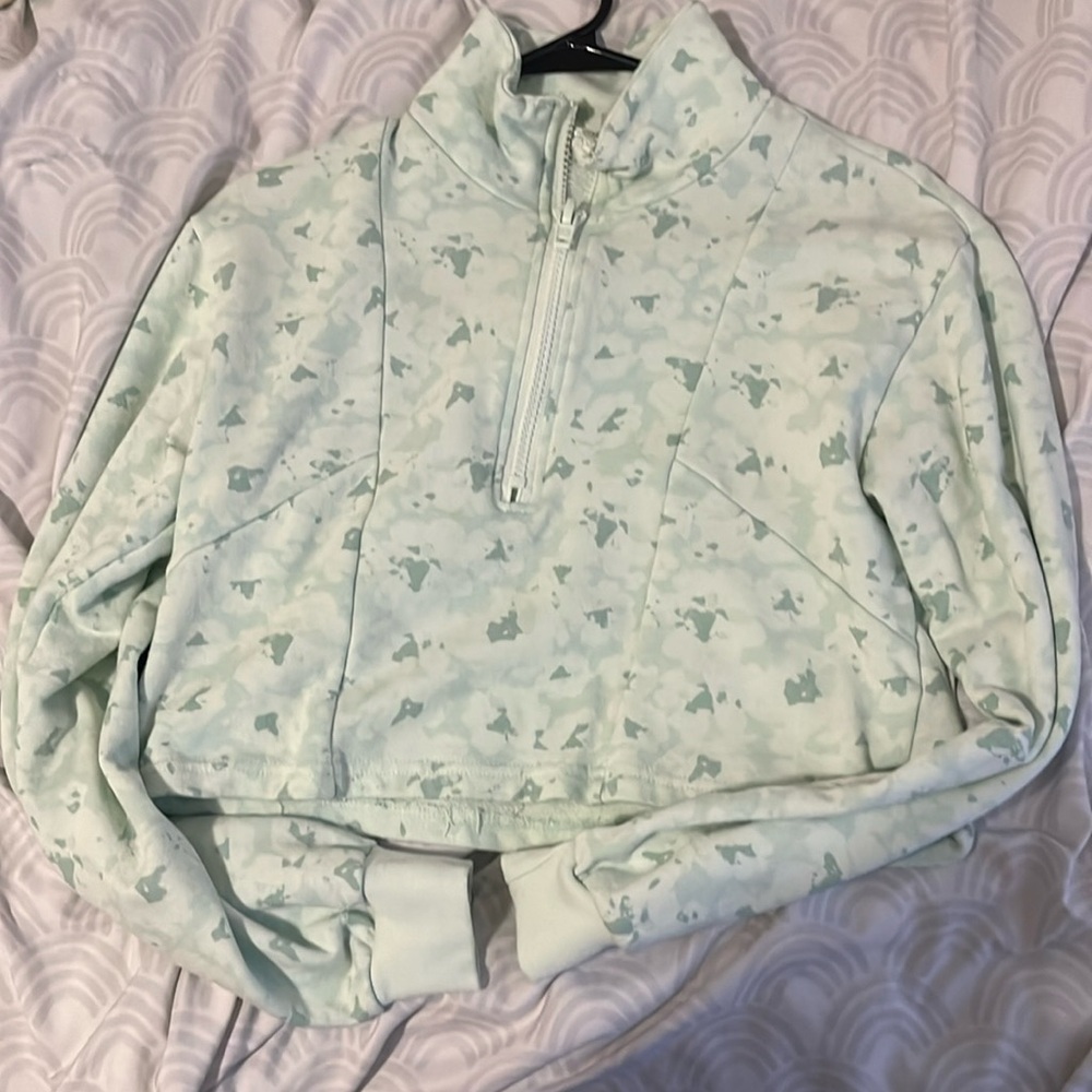 Forever 21 cropped zip up